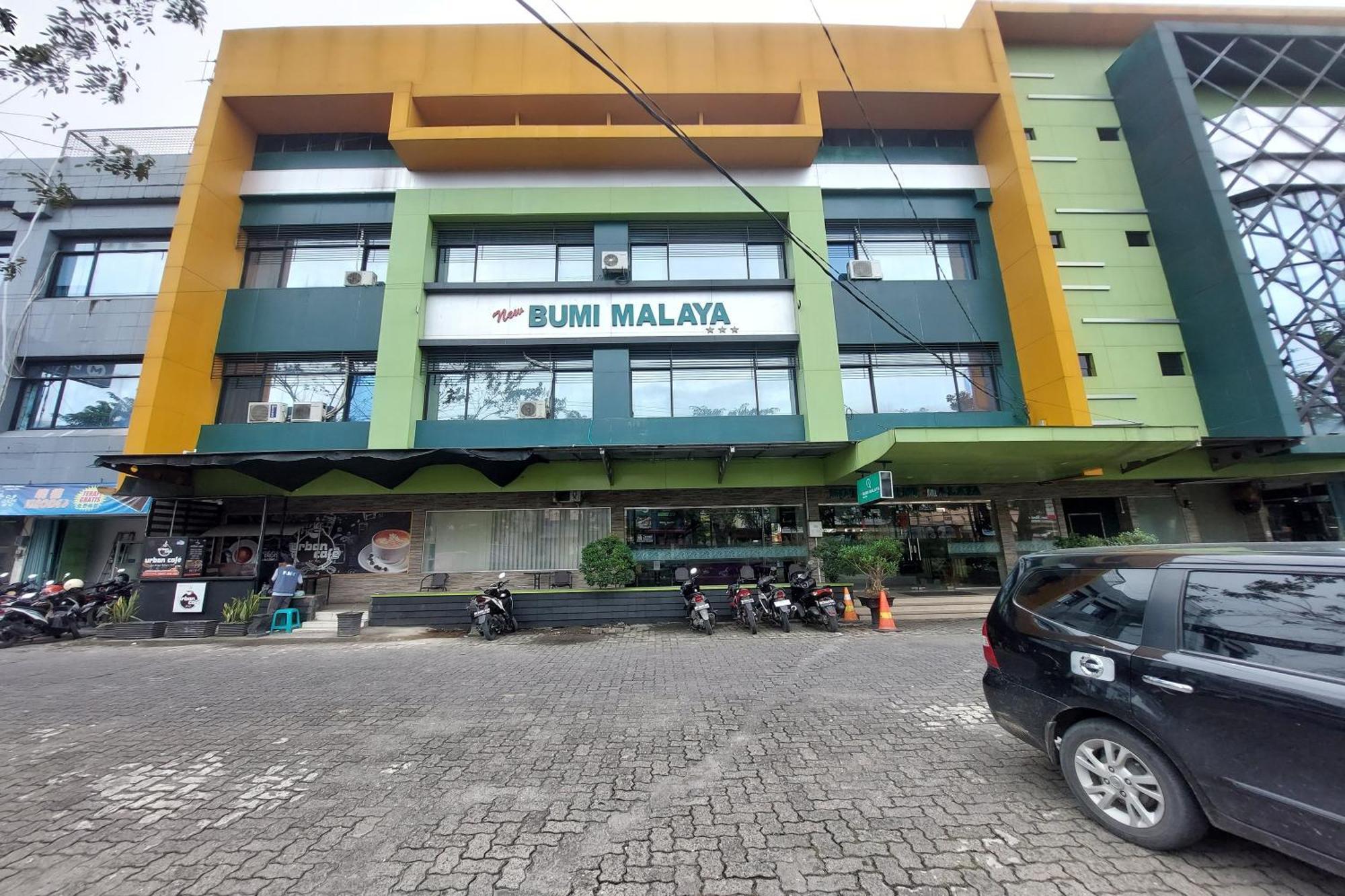 Hotel Bumi Malaya Medan Exterior photo